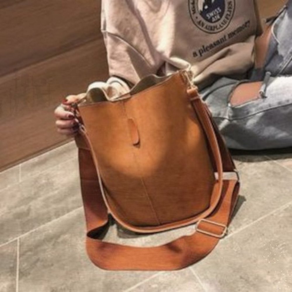 New Messenger Shoulder Bag Brown 215 - Picture 2 of 3